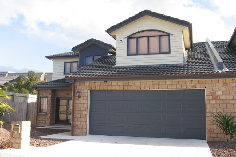 Photo of property in 14 Derg Place, East Tamaki, Auckland, 2013