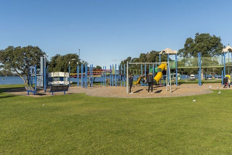 Photo of property in 2/14 Twelfth Avenue, Tauranga South, Tauranga, 3112