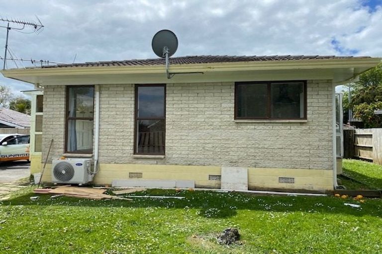 Photo of property in 2/139 Gills Road, Half Moon Bay, Auckland, 2014