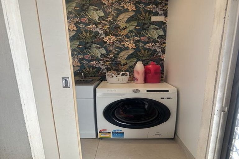 Photo of property in 3 Kamaka Road, Mangere Bridge, Auckland, 2022