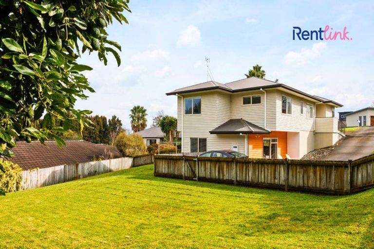 Photo of property in 18 Lysaght Place, Welcome Bay, Tauranga, 3112