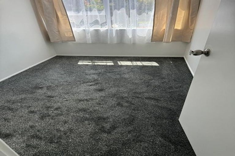 Photo of property in 1/42 Moncrieff Avenue, Clendon Park, Auckland, 2103