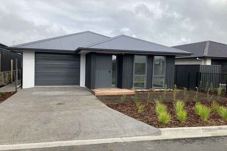 Photo of property in 10 Ash Lane, Omokoroa, 3114