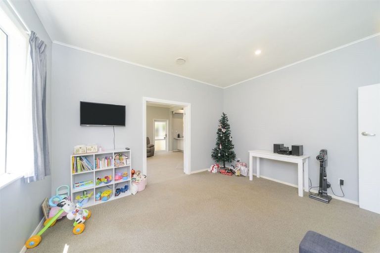 Photo of property in 7 Bull Street, Bulls, 4818