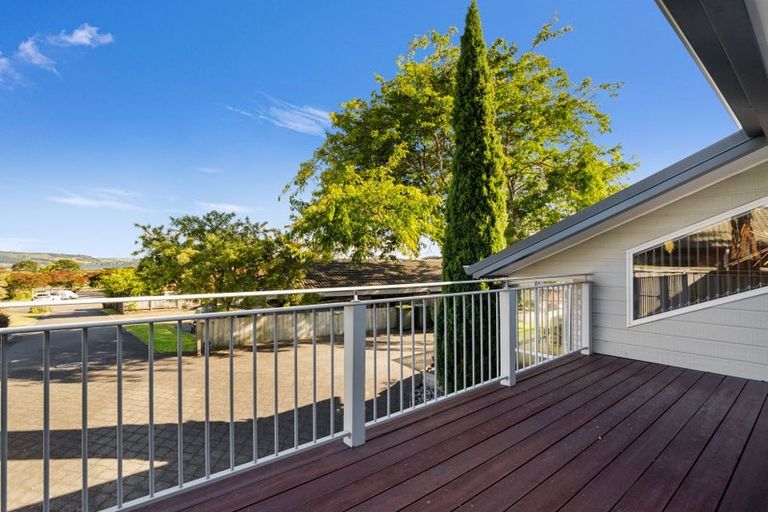 Photo of property in 16 Frisken Place, Lynmore, Rotorua, 3010