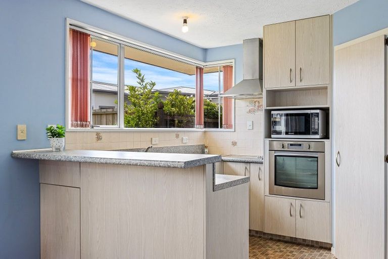 Photo of property in 11b Mulberry Place, Redwood, Christchurch, 8051