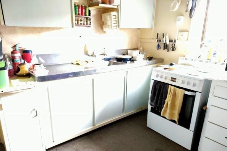 Photo of property in 4 Clifford Street, Clinton, 9534