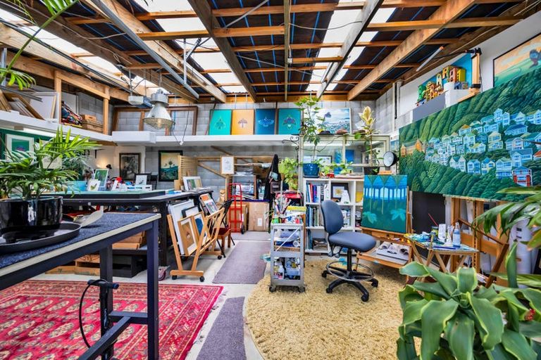 Photo of property in 5 Scott Street, Moturoa, New Plymouth, 4310