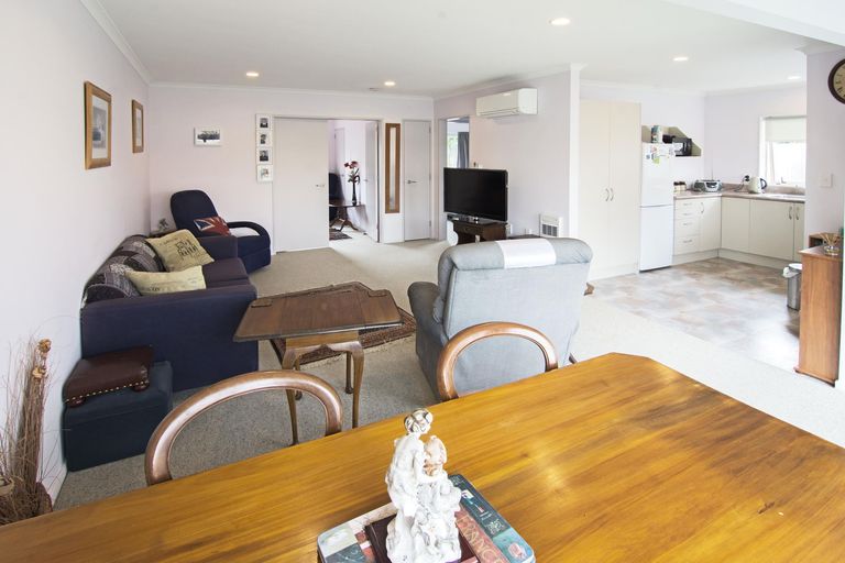 Photo of property in Holdsworth Villas, 12/2 William Donald Drive, Solway, Masterton, 5810