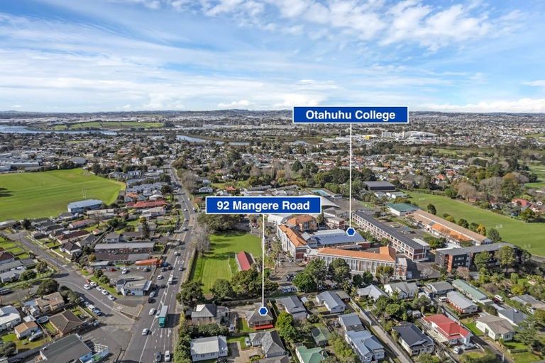 Photo of property in 92 Mangere Road, Otahuhu, Auckland, 1062