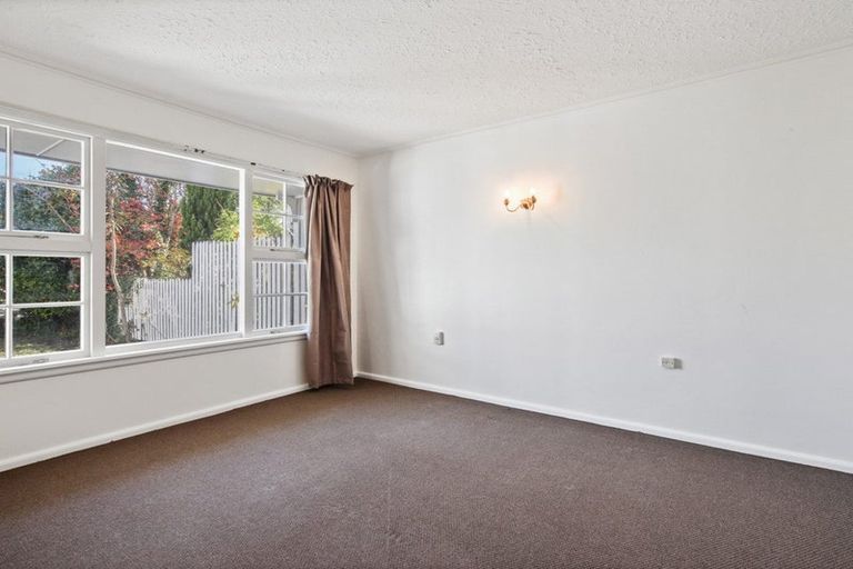 Photo of property in 2/170 Waimairi Road, Ilam, Christchurch, 8041