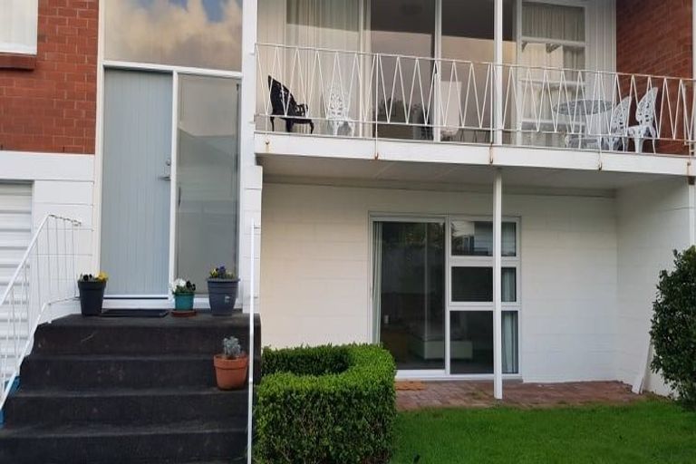 Photo of property in 2/7 Walter Street, Hauraki, Auckland, 0622