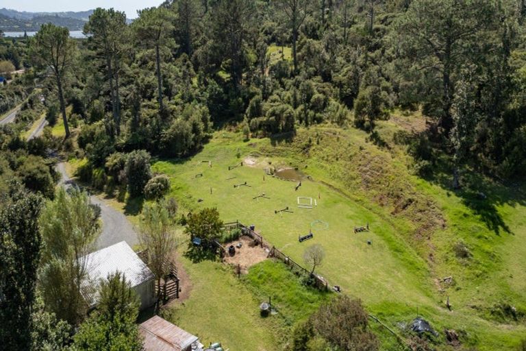 Photo of property in 896a Hikuai Settlement Road, Pauanui, Hikuai, 3579