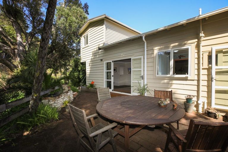 Photo of property in 16 Patui Avenue, Ngarimu Bay, Thames, 3575