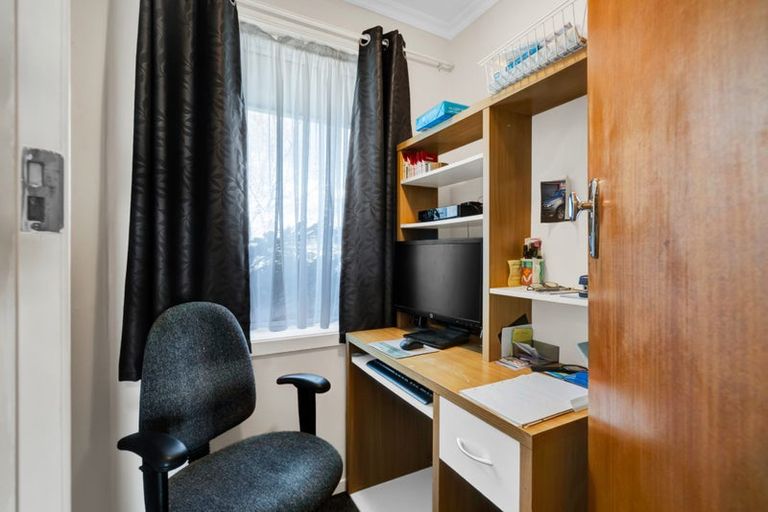 Photo of property in 78 Queens Road, Glen Avon, New Plymouth, 4312