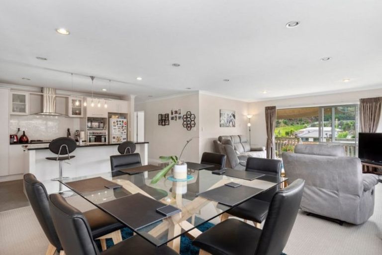 Photo of property in 108 Waterside Drive, Pyes Pa, Tauranga, 3112