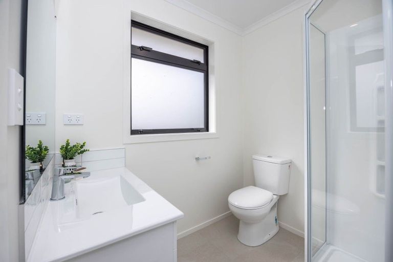 Photo of property in 15 Pukaki Place, Baverstock, 3200