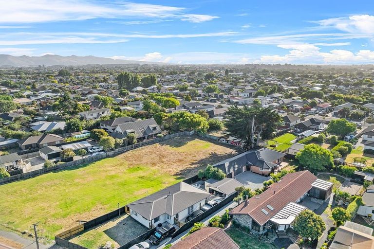 Photo of property in 198 Keyes Road, New Brighton, Christchurch, 8083