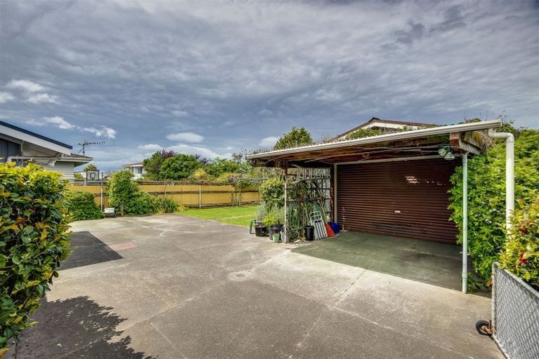 Photo of property in 11 Morgan Avenue, Marewa, Napier, 4110