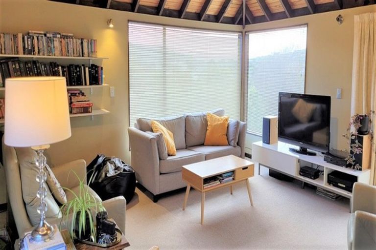 Photo of property in 3 Beauly Grove, Papakowhai, Porirua, 5024