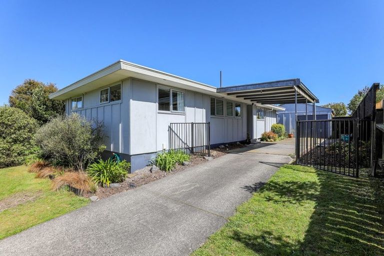 Photo of property in 70 Hyde Avenue, Richmond Heights, Taupo, 3330