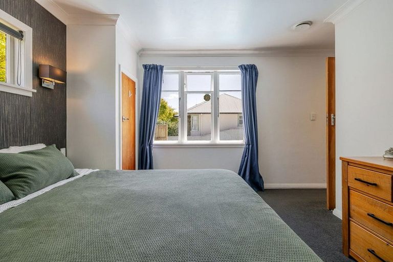 Photo of property in 43 Birmingham Street, Takaro, Palmerston North, 4412