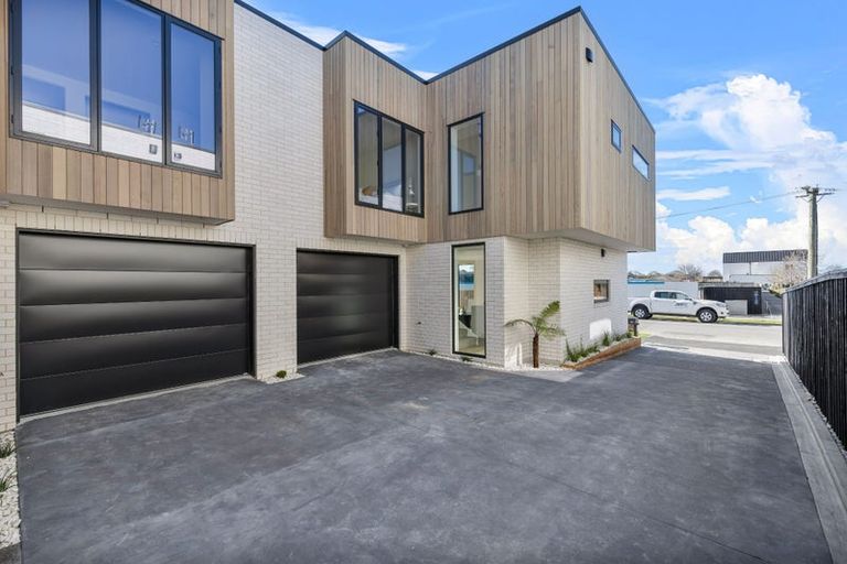 Photo of property in 49a Browns Road, St Albans, Christchurch, 8014