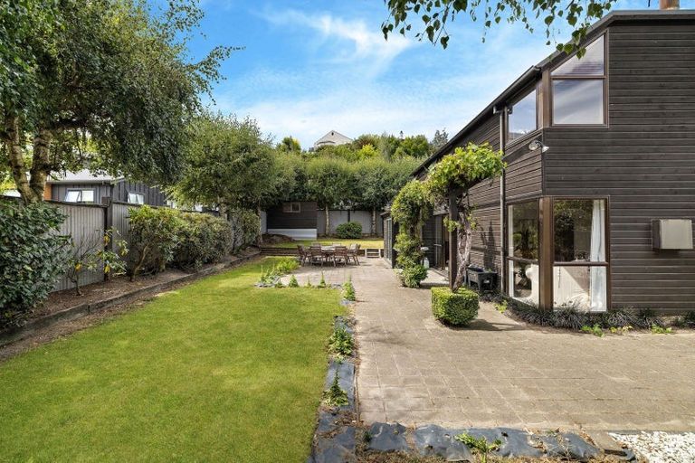 Photo of property in 83 Mcdonnell Road, Arrowtown, 9302