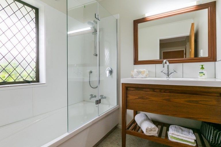 Photo of property in 6a Brookvale Road, Havelock North, 4130