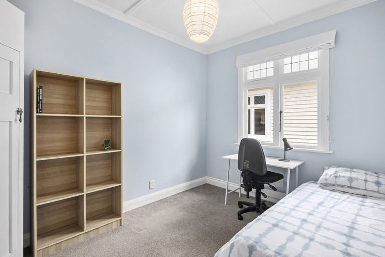 Photo of property in 17 Firth Terrace, Karori, Wellington, 6012