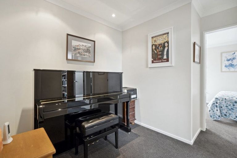 Photo of property in 81 Endeavour Drive, Whitby, Porirua, 5024