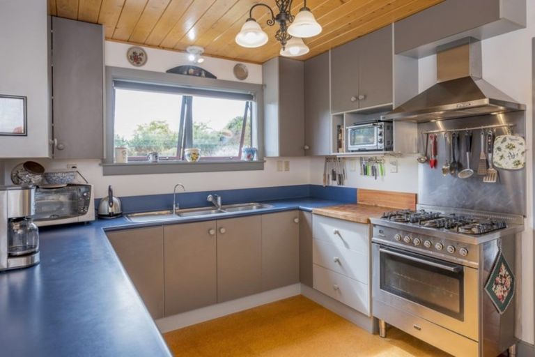 Photo of property in 114 Greenwood Boulevard, Otaki, 5512