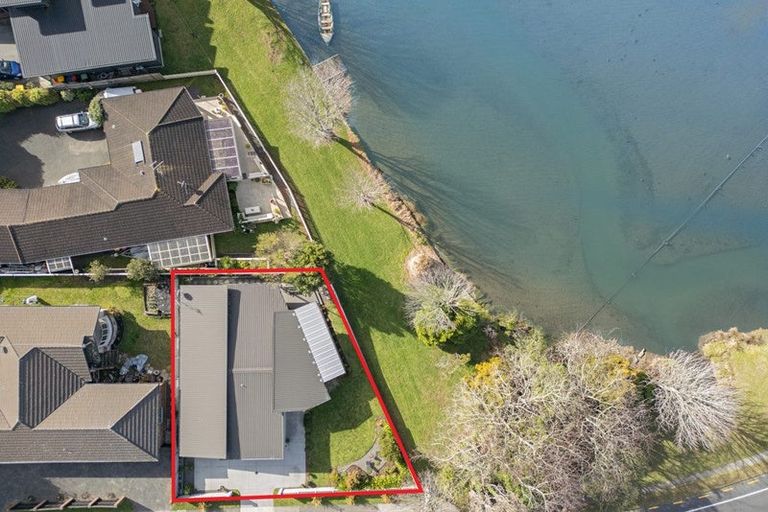 Photo of property in 205 Welcome Bay Road, Welcome Bay, Tauranga, 3112