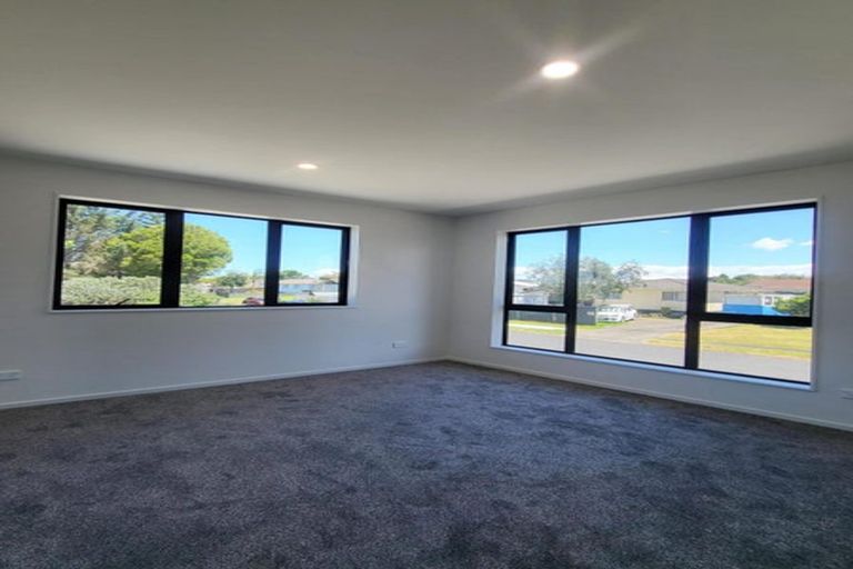 Photo of property in 10d Benton Place, Manurewa, Auckland, 2102
