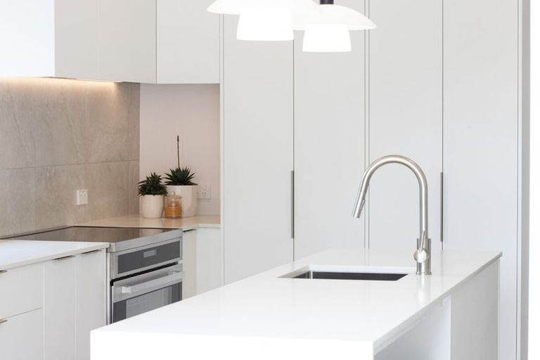 Photo of property in 18 Dover Street, St Albans, Christchurch, 8014