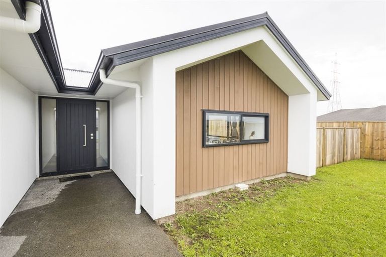 Photo of property in 202 Pacific Drive, Fitzherbert, Palmerston North, 4410