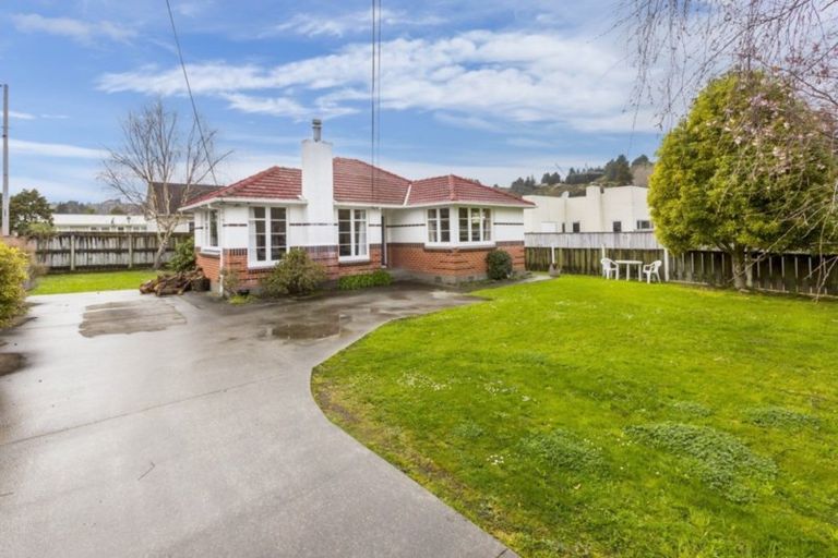 Photo of property in 7 Mangaroa Hill Road, Maoribank, Upper Hutt, 5018