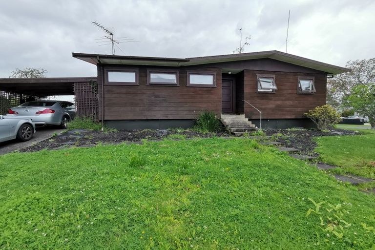 Photo of property in 103 Ennis Avenue, Pakuranga Heights, Auckland, 2010