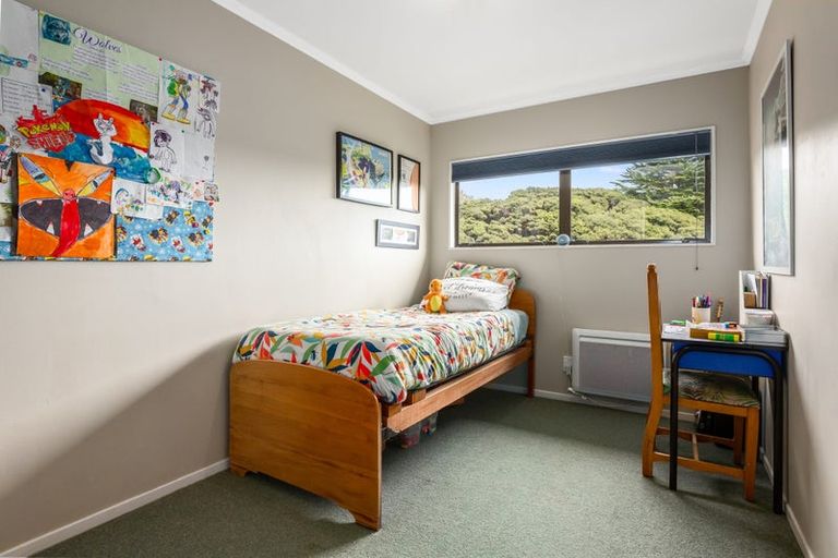 Photo of property in 24 The Sounding, Whitby, Porirua, 5024