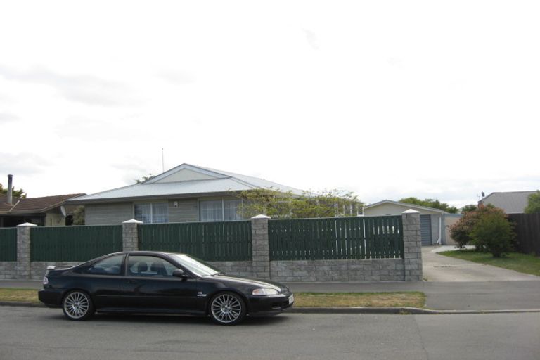 Photo of property in 23 Chadbury Street, Parklands, Christchurch, 8083