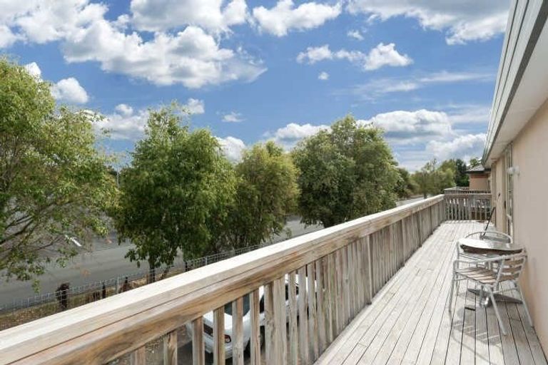 Photo of property in Kowood House, 4 Baffles Crescent, Silverdale, Hamilton, 3216