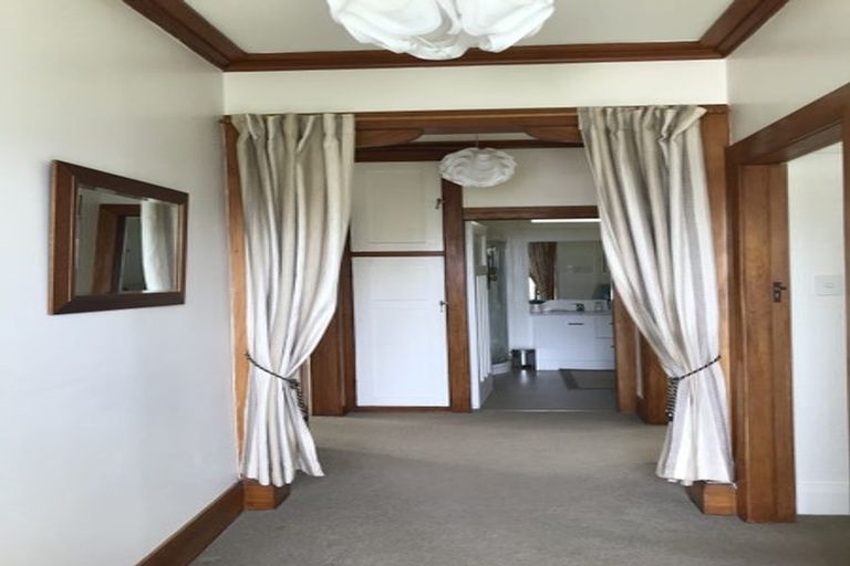 Photo of property in 76 Mitchell Street, Brooklyn, Wellington, 6021