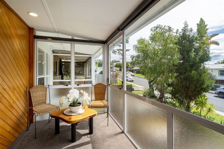 Photo of property in 1/28 Hart Road, Hauraki, Auckland, 0622