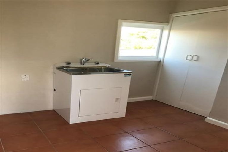 Photo of property in 801 Jervois Street, Mayfair, Hastings, 4122