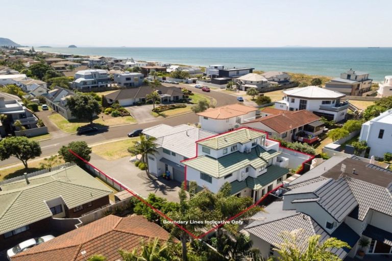 Photo of property in 4b Sunbrae Grove, Mount Maunganui, 3116