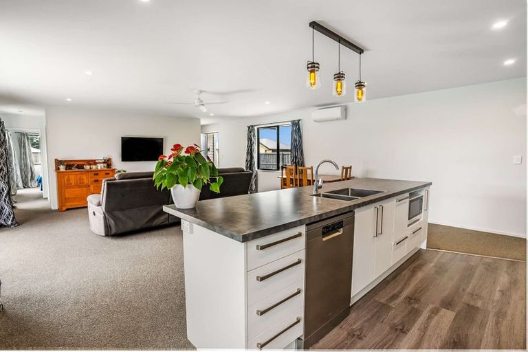 Photo of property in 2 Coleman Lane, Amberley, 7410