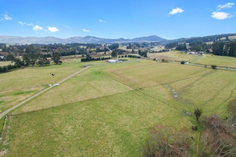 Photo of property in 621 Carrs Road, Loburn, Rangiora, 7472