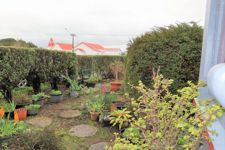 Photo of property in 16 Norton Street, Te Kopuru, 0391