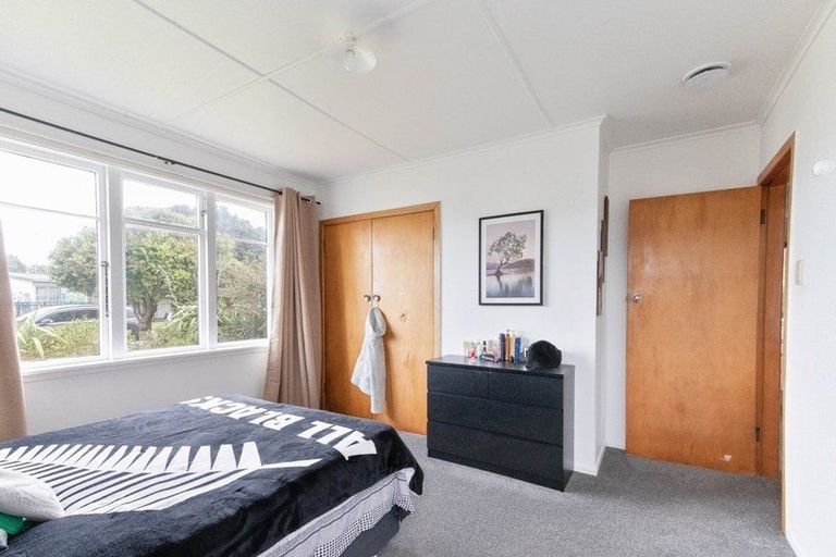 Photo of property in 26 Polson Street, Castlecliff, Whanganui, 4501