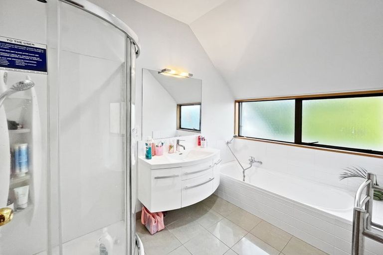 Photo of property in 3 Ryeland Avenue, Ilam, Christchurch, 8041